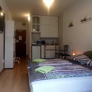 Leslie Апартаменты
